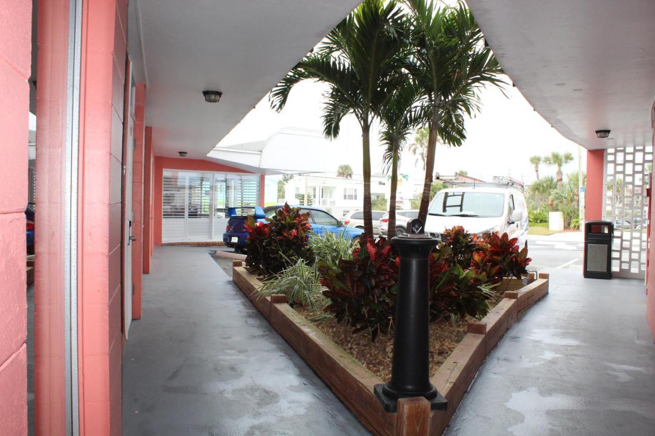 Cove Motel Oceanfront Daytona Beach Exterior photo